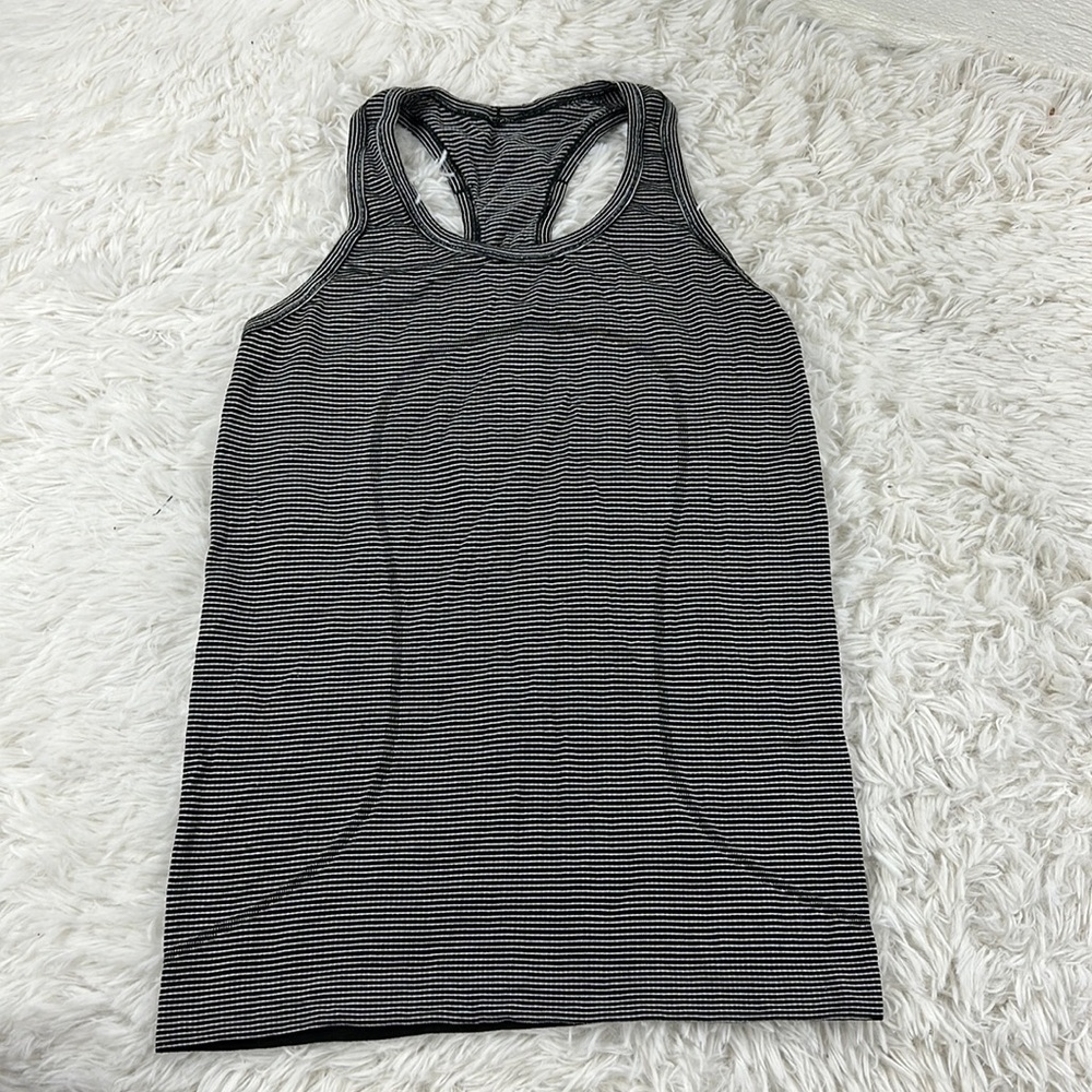 Lululemon Switftly Tech Tank Hyper Stripe Black White